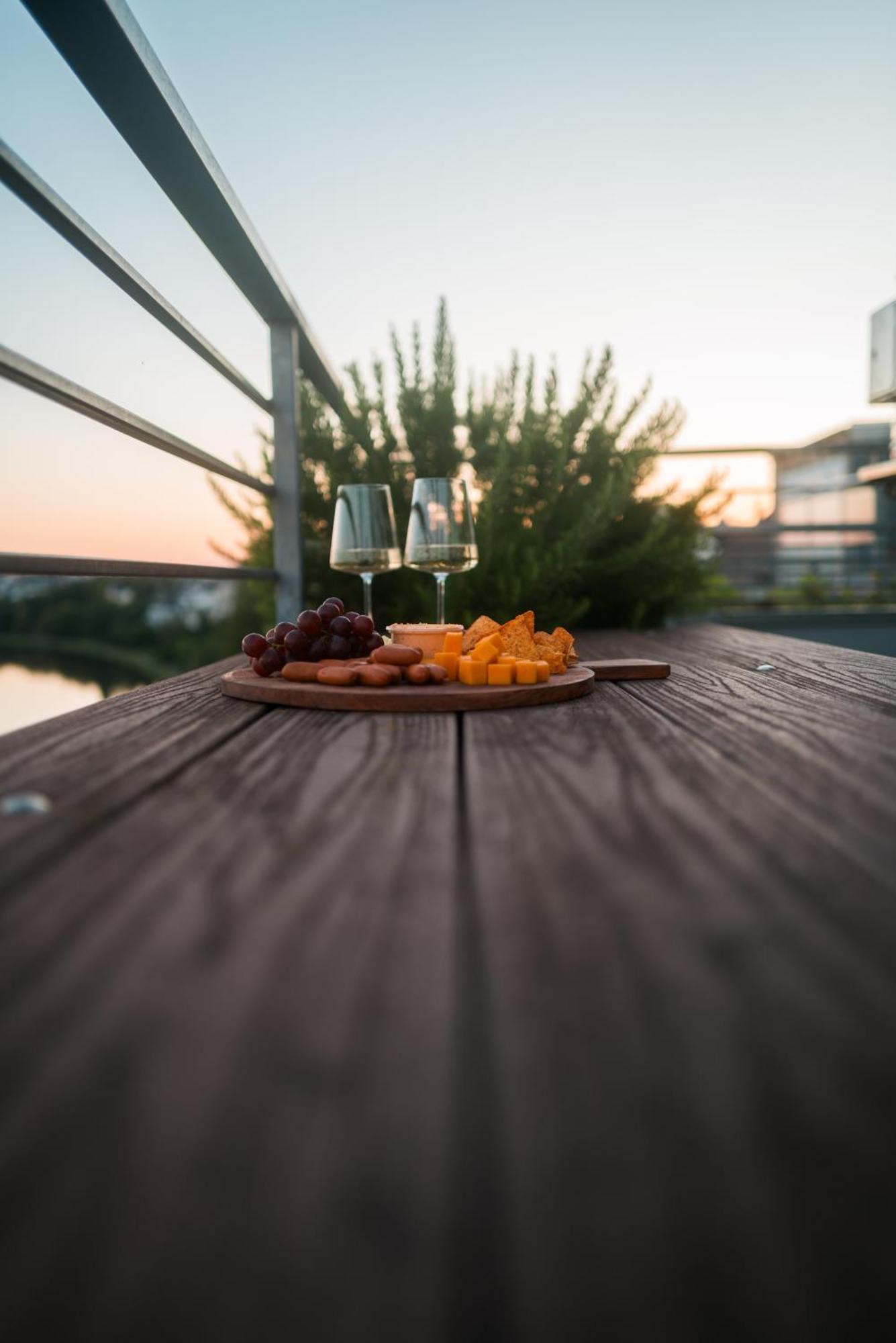 Penthouse Wohnung Mit Schoenem Moselblick In Metternich Кобленц Экстерьер фото