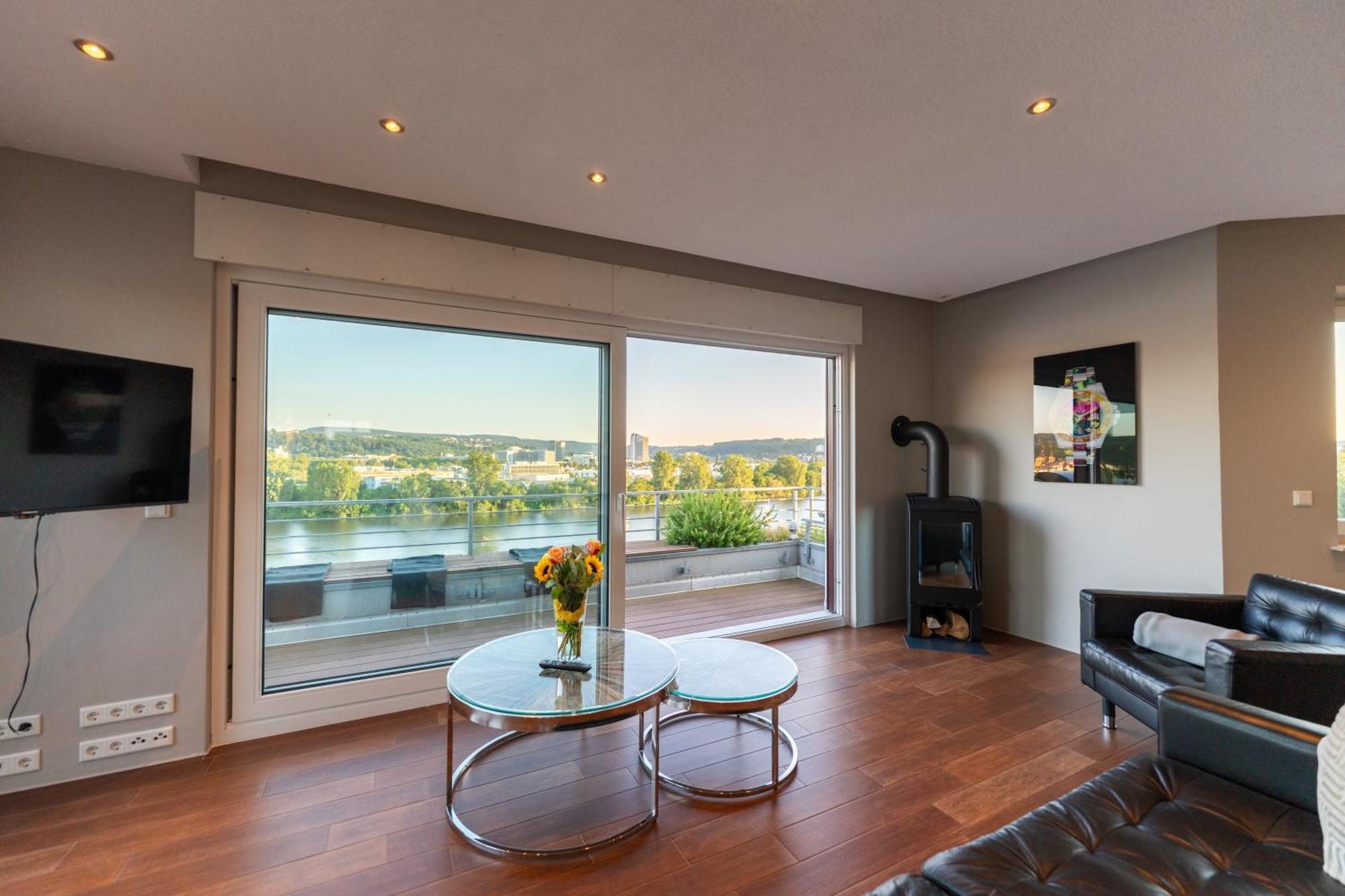 Penthouse Wohnung Mit Schoenem Moselblick In Metternich Кобленц Экстерьер фото
