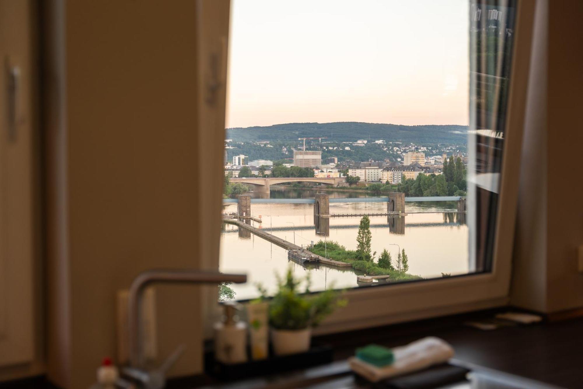 Penthouse Wohnung Mit Schoenem Moselblick In Metternich Кобленц Экстерьер фото