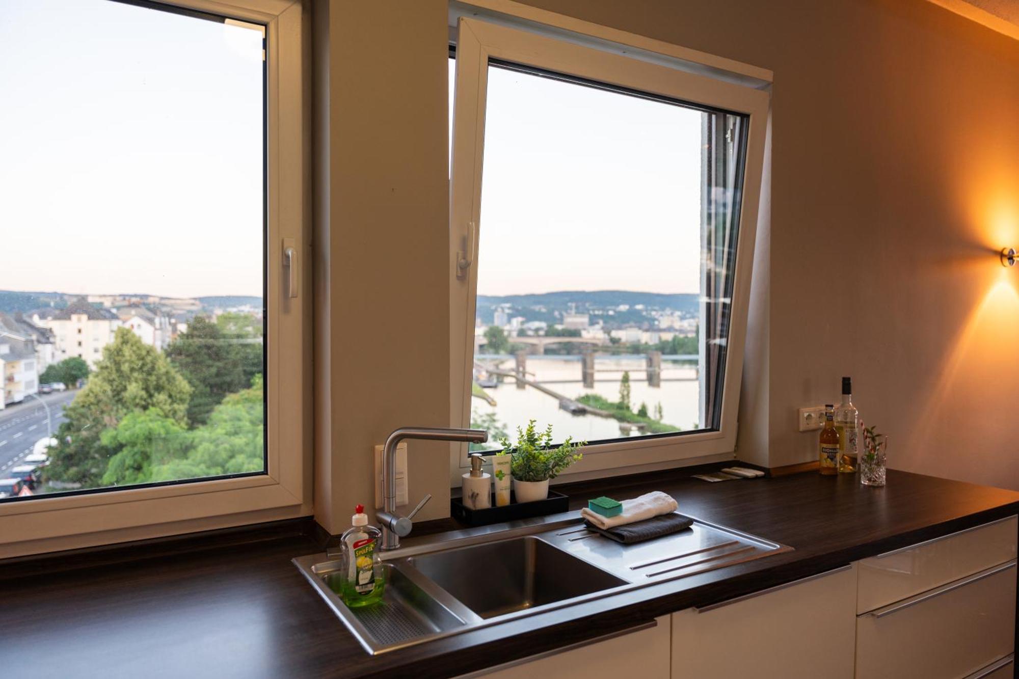 Penthouse Wohnung Mit Schoenem Moselblick In Metternich Кобленц Экстерьер фото